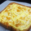 はつこたん's cooksnap of when they made 簡単＊激ウマ＊マヨチーズトースト.