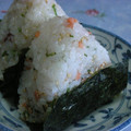 ＭＯＭＯパンダ's cooksnap of when they made 超簡単☆鮭としそのさっぱりおにぎり.