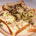 chamacat's cooksnap of when they made ツナチーズ、のりネギでさっぱり♪トースト.