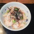 Raiｒeo's cooksnap of when they made そら豆と焼鮭の混ぜご飯.