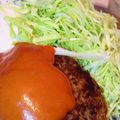 kaz2ie.TM.R.com's cooksnap of when they made 簡単ジューシーハンバーグ★.