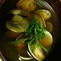 Let's start 2004's cooksnap of when they made あさりと白だしのお吸い物.