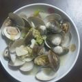 とまともこ's cooksnap of when they made はまぐりの酒蒸し（ガーリックバター風味）.