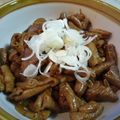 toratamada's cooksnap of when they made 炒め続ける！絶品おかんのモツ焼き！.