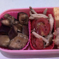 keynote17's cooksnap of when they made お弁当におすすめ☆トマトきのこ炒め.