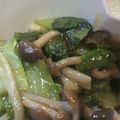 いがちょん's cooksnap of when they made ＊チンゲン菜としめじのオイスター炒め＊.