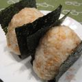 でぃえんずー's cooksnap of when they made 大葉にんにく醤油と鮭フレークでおにぎり.