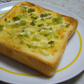 白いカピバラ's cooksnap of when they made 簡単和風ネギマヨトースト.