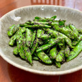 Superlittleboo's cooksnap of when they made 簡単すぎる♪スナップえんどうのおかか和え.