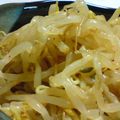 ぷぎぷぎブタ's cooksnap of when they made もやしキムチ.