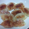 tomo828's cooksnap of when they made たっぷりコーンの洋風餃子.