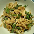 さぁ★たぁ★'s cooksnap of when they made えのきといんげんのベーコンバター炒め.