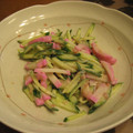 ゆうゆう８'s cooksnap of when they made ひらり＊かまぼことキュウリの梅マヨ和え.