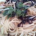 ikutanmama's cooksnap of when they made 混ぜるだけ♡簡単♡塩昆布パスタ.