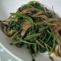 ピンクのたまご's cooksnap of when they made 空芯菜の茸炒め.