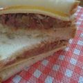 guchiz's cooksnap of when they made コンビーフコールスローサンド.