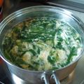 深雪ママ０３'s cooksnap of when they made 簡単☆味噌汁=韮玉=.