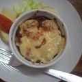 guchiz's cooksnap of when they made じゃが芋と玉葱のコンビーフグラタン.