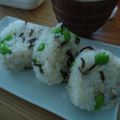 flipper6's cooksnap of when they made 枝豆と塩こんぶで♪彩りおにぎり.