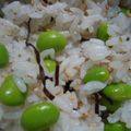 flipper6's cooksnap of when they made 枝豆と塩こんぶで♪彩りおにぎり.