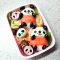 ☆りりん☆'s cooksnap of when they made 簡単キャラ弁うずら卵＋黒豆＝パンダ●Å●.