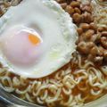 かぴーな's cooksnap of when they made 朝ラーメン!! 納豆・目玉焼き乗せ~♪.