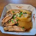 milkypeco's cooksnap of when they made うちの味*大根と手羽中の煮もの.
