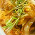熊人すみこ's cooksnap of when they made 厚揚げと豆苗のコチュジャン炒め.