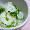 mikkusan's cooksnap of when they made 大根とシソの簡単浅漬け.