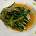 世界一の花's cooksnap of when they made 小松菜のケチャタード炒め.