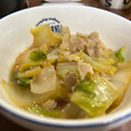 bb☆'s cooksnap of when they made 簡単＊豚バラ肉とトロトロ白菜の煮物.
