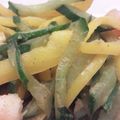 MofeMofee's cooksnap of when they made イカ・きゅうり・パプリカのあっさり塩炒め.