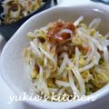 yukiはぴ's cooksnap of when they made もやしの梅かつお.