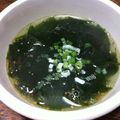 まめたんの嫁's cooksnap of when they made 即席：鶏がらスープの素で作るワカメスープ.