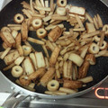 雲中毒's cooksnap of when they made 大根とさつま揚げのめんつゆ炒め.