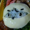 悠と駿と拓の母ﾁｬﾝ's cooksnap of when they made キャラ弁♪ロールパンナ.
