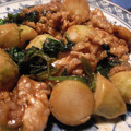 tomokoshiawase's cooksnap of when they made さといもと豚肉のオイスターソース炒め.
