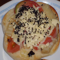 toshiebaba's cooksnap of when they made チーズとトマトとじゃが芋の和風トースト.