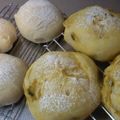 ともぷ～ん's cooksnap of when they made お豆腐のふんわりパン.