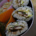 rakuen's cooksnap of when they made 秋刀魚の蒲焼で巻き寿司.