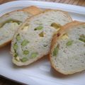 はぁこママ's cooksnap of when they made 枝豆＆チーズの大きな丸いパン　(￣‥￣).
