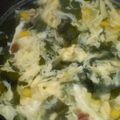toshiebaba's cooksnap of when they made コーンとわかめの玉子スープ.