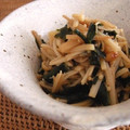 cafe0305's cooksnap of when they made ワカメとエノキのショウガ煮.