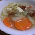 ゆみにゃん♪'s cooksnap of when they made 鶏団子と白菜の中華風スープ.