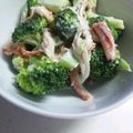 キャラべん子's cooksnap of when they made カニかまとブロッコリーのマヨチーズ和え.