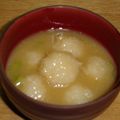 yudumama's cooksnap of when they made 金沢の味　蓮根だんごの味噌汁.
