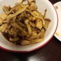 サトモユリア's cooksnap of when they made 舞茸＆エリンギとチキンのピリ辛炒め.