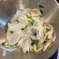 アオミドチ's cooksnap of when they made 新玉ねぎとカブのマリネ風サラダ.
