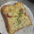 ズボラぷりん🍮's cooksnap of when they made 超ズボラなガーリックマヨチーズトースト.