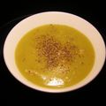 ひさかた's cooksnap of when they made えんどう豆と骨付きベーコンのスープ.